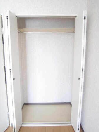 リリックコートハイビスカスの物件内観写真